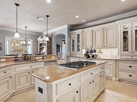 4th image of 8126 Beckett Creek Ln
