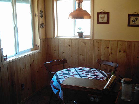 4th image of 1437 Friant Dr
