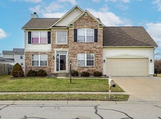 572 Alton Dr, Greenwood, IN