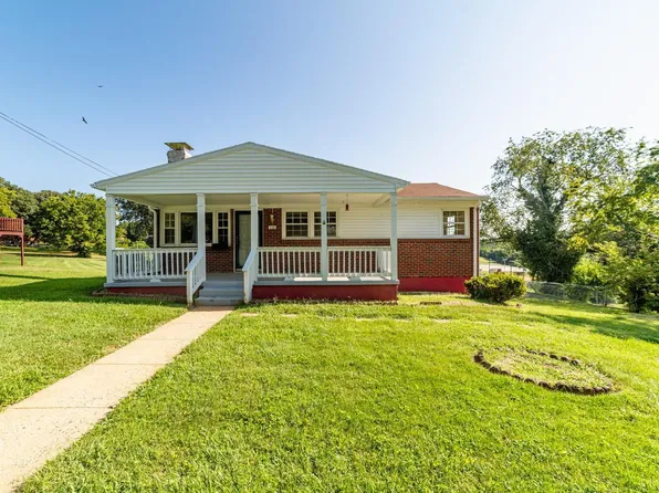 118 Cloverdale Dr, Madison Heights, VA 24572