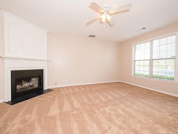 4th image of 4645 Valais Ct Unit 3-146