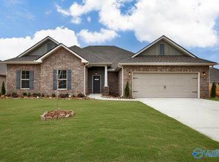 7102 Springwell Ct SE, Gurley, AL 35748