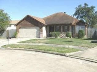 8206 Windfall Ct, Houston, TX 77040