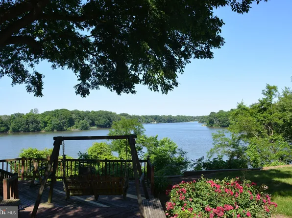 12445 Coopers Ln, Worton, MD 21678