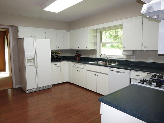 4th image of 2569 Brookhaven Dr