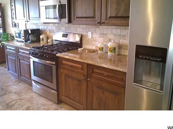 4th image of 2064 E Via Del Aqua Dr
