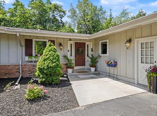 4414 Tanglewood Trl, Saint Joseph, MI 49085