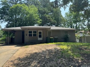 56 Glenmere Dr, Little Rock, AR 72204