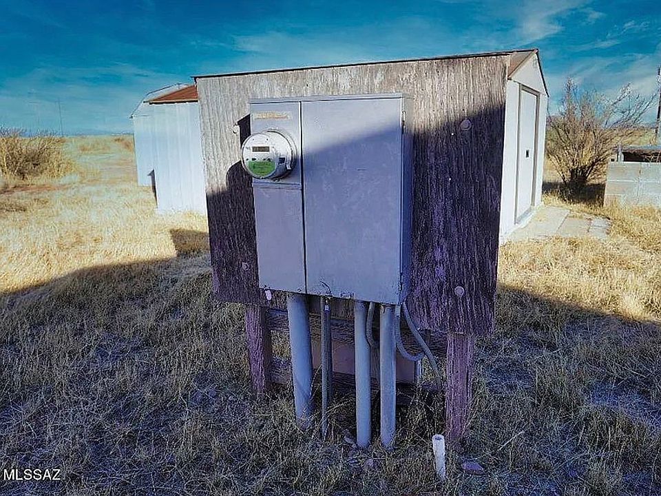 1st image of 3567 E Doe Ranch Rd