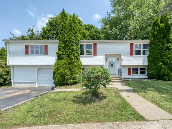 106 Oxbow Drive, Windham, CT 06226