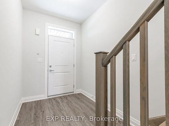 2nd image of 21 Bayberry Ln