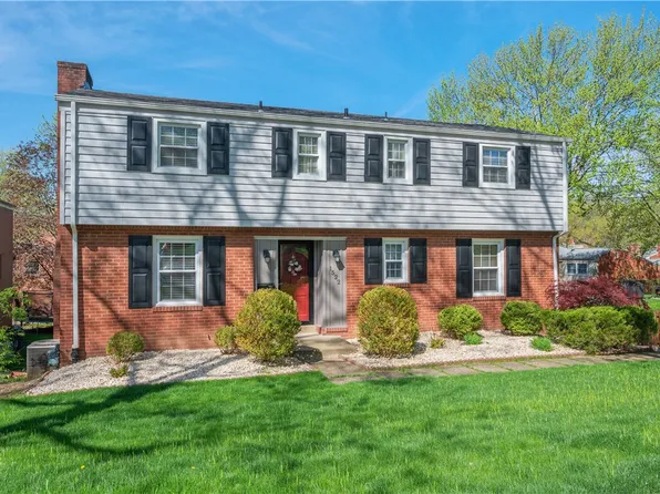1522 Oakwood Dr, Pittsburgh, PA 15234