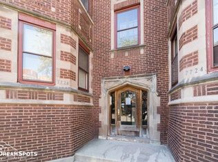7726 S Phillips Ave #3, Chicago, IL 60649