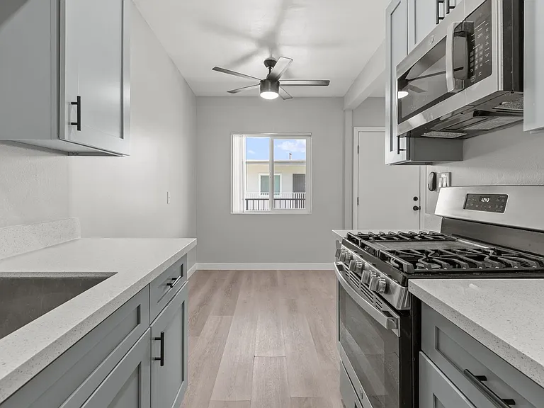 9632 Ball Road — Photo 13