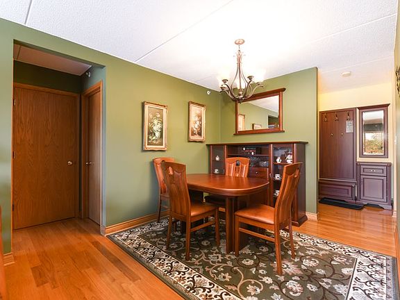 4th image of 4700 N Harlem Ave