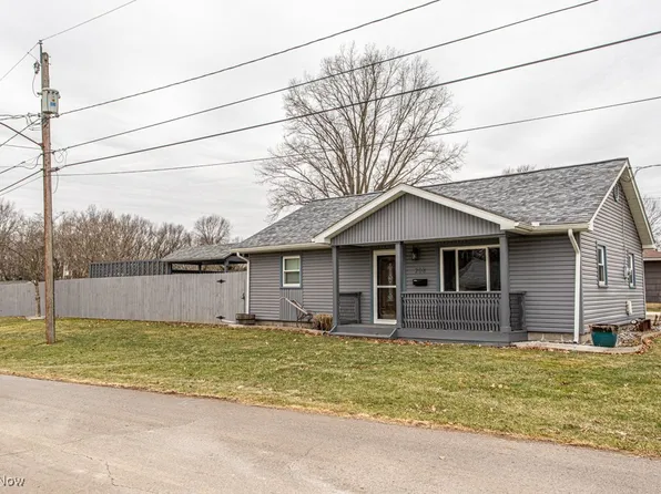 208 McDonald Ave, Niles, OH 44446