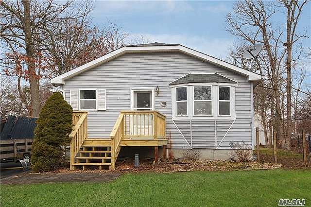 1st image of 59 Carlton Ave