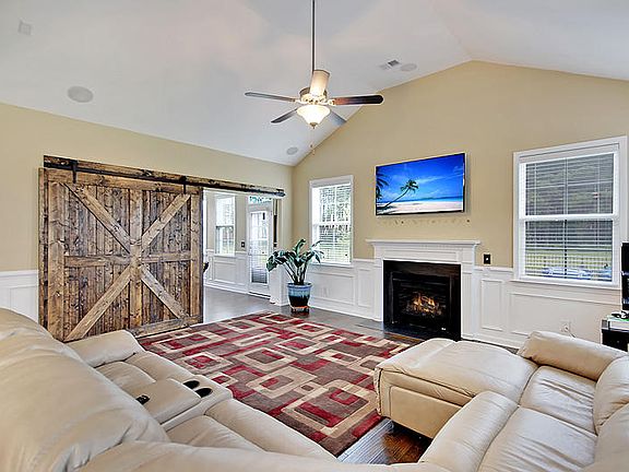 2nd image of 361 Whispering Breeze Ln