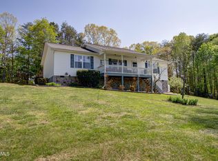 169 Upper Bison Rd, Newport, TN 37821