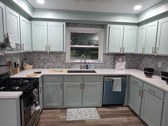 5th image of 5452 E Lakeland Dr