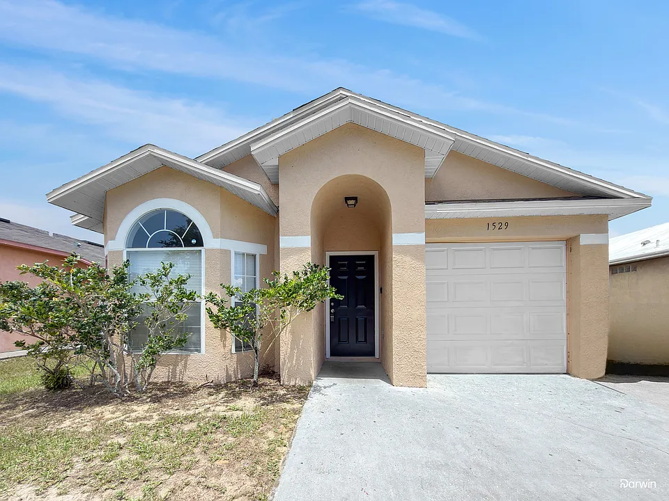 1529 Ridge Pointe Dr