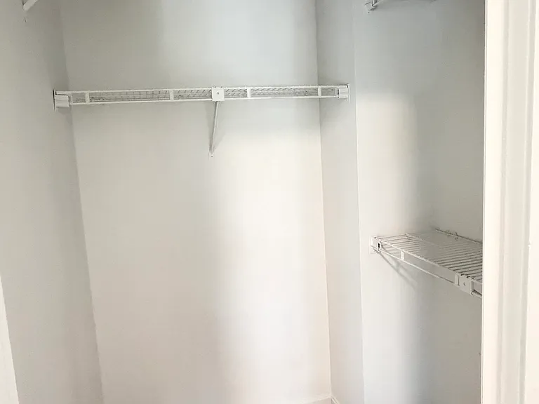 10430 Paradise Ct — Photo 11