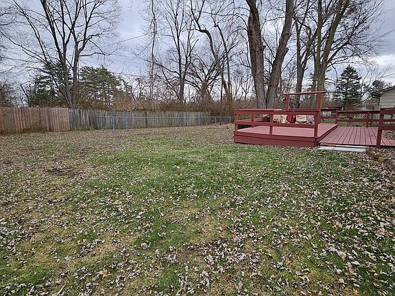 4th image of 10909 College Place Dr