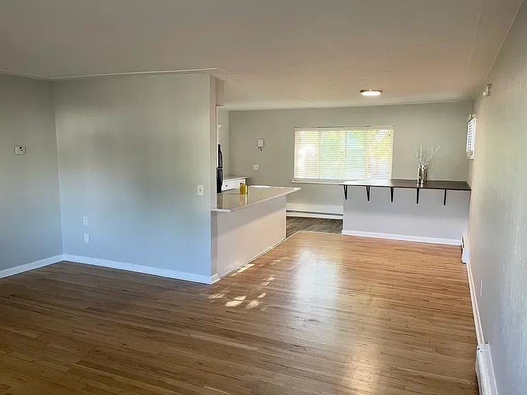 2281 S Cherokee St — Photo 4