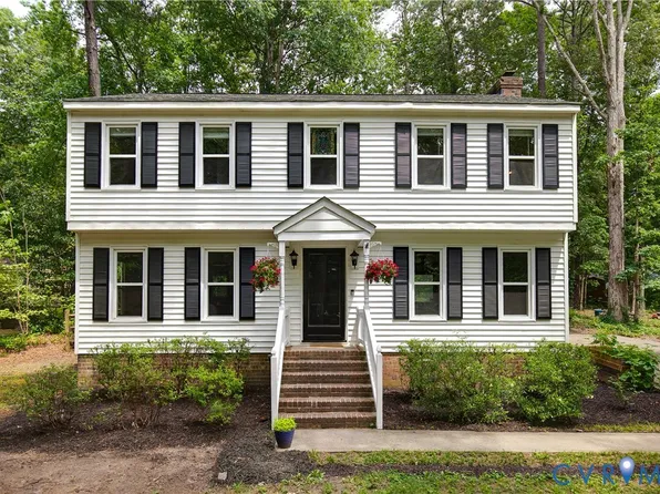 4223 Round Hill Dr, Chesterfield, VA 23832