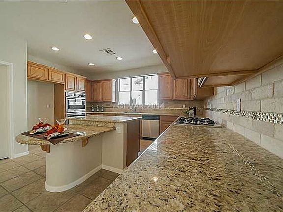 5th image of 2821 Elvington Ave