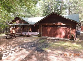 595 Leavitt Ln, Grants Pass, OR 97527
