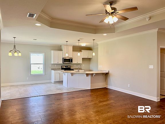 5th image of 1267 Pembroke Way