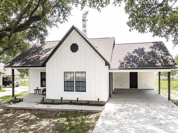 106 Anthony Dr, Donaldsonville, LA 70346