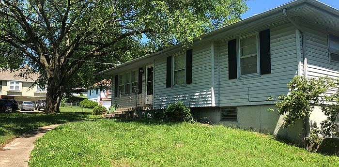 1st image of 8200 E 117th St