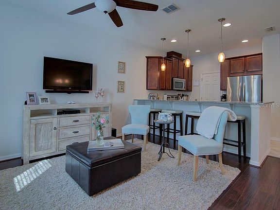 3rd image of 1279 Marley Ln