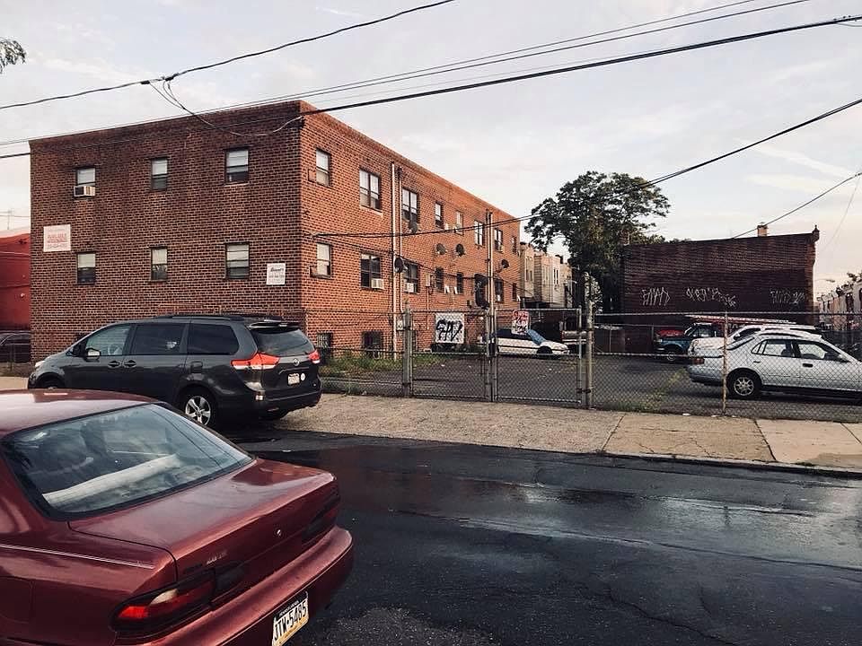 1st image of 3358 N Howard St #A5