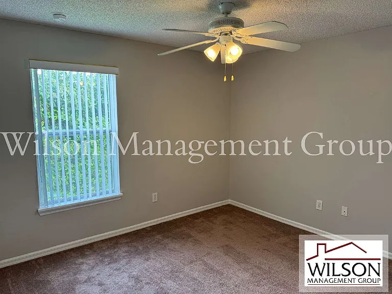4944 Waterside Pointe Cir — Photo 30