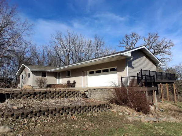 21824 Douglas Ave, Albert Lea, MN 56007