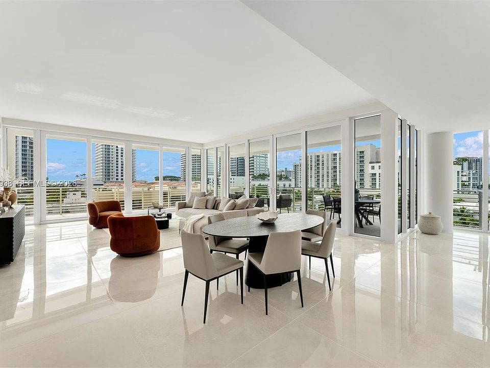 1st image of 527 Orton Ave #501