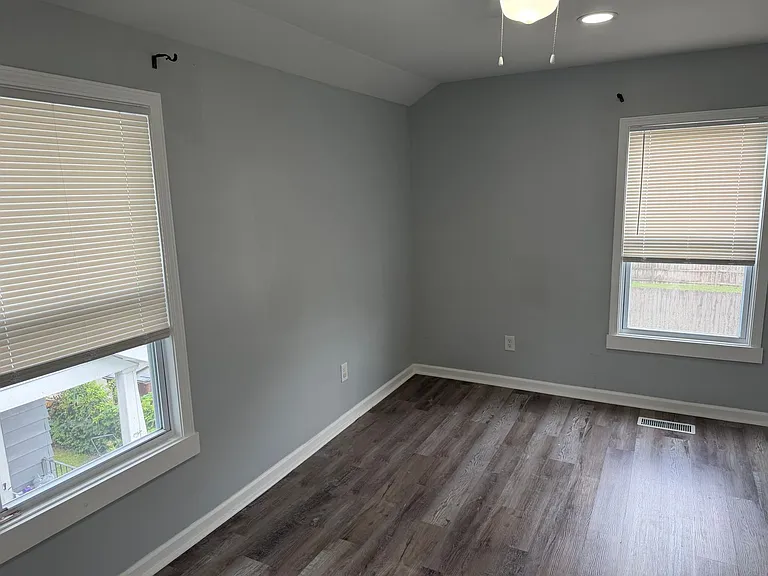 1808 Lawn Ave — Photo 12