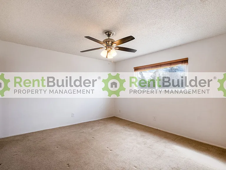 14104 Turner Pl NE — Photo 16