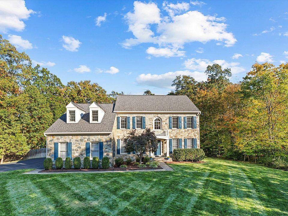 1st image of 6401 Noble Rock Ct