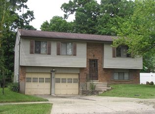 9887 Greenriver Dr, Cincinnati, OH 45231