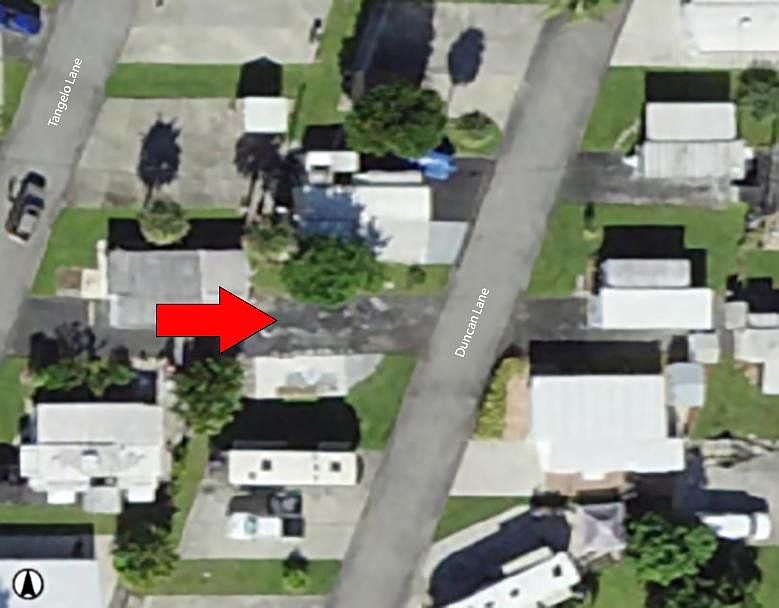 2nd image of 102 Duncan Ln