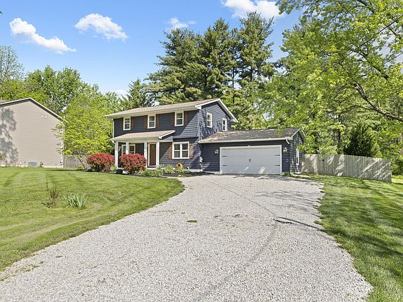 4th image of 126 W Hiawatha Dr