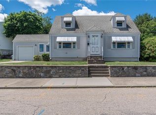 335 Buchanan St, Pawtucket, RI 02860
