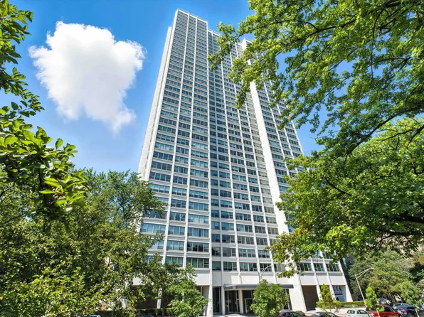 1700 E 56th St APT 2809, Chicago, IL 60637