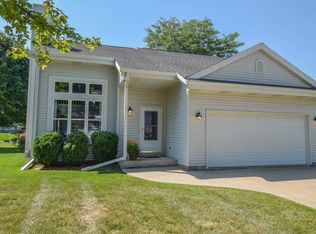 117 E Prospect Ct, Hartford, WI 53027