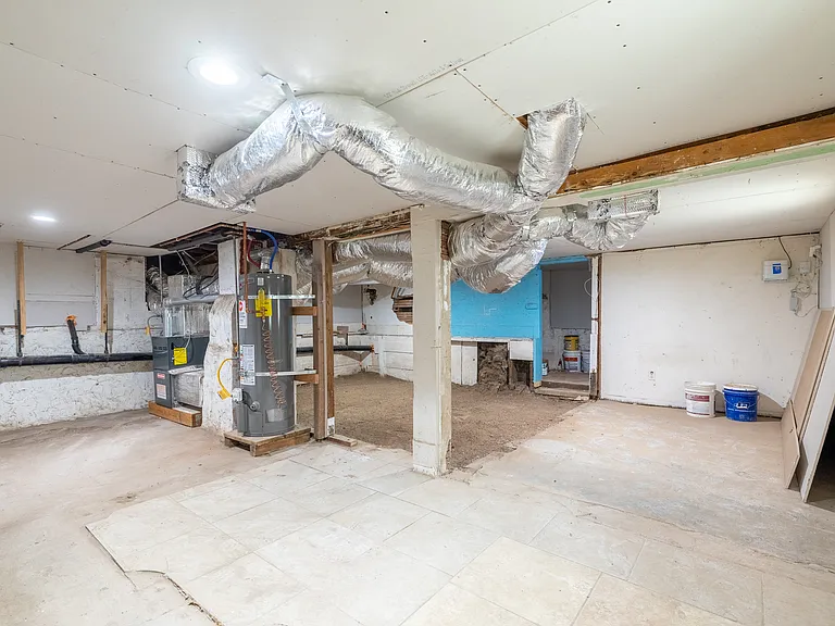 1481 Pomona Ave — Photo 23
