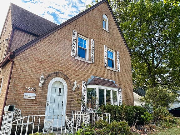 2nd image of 1823 University Blvd